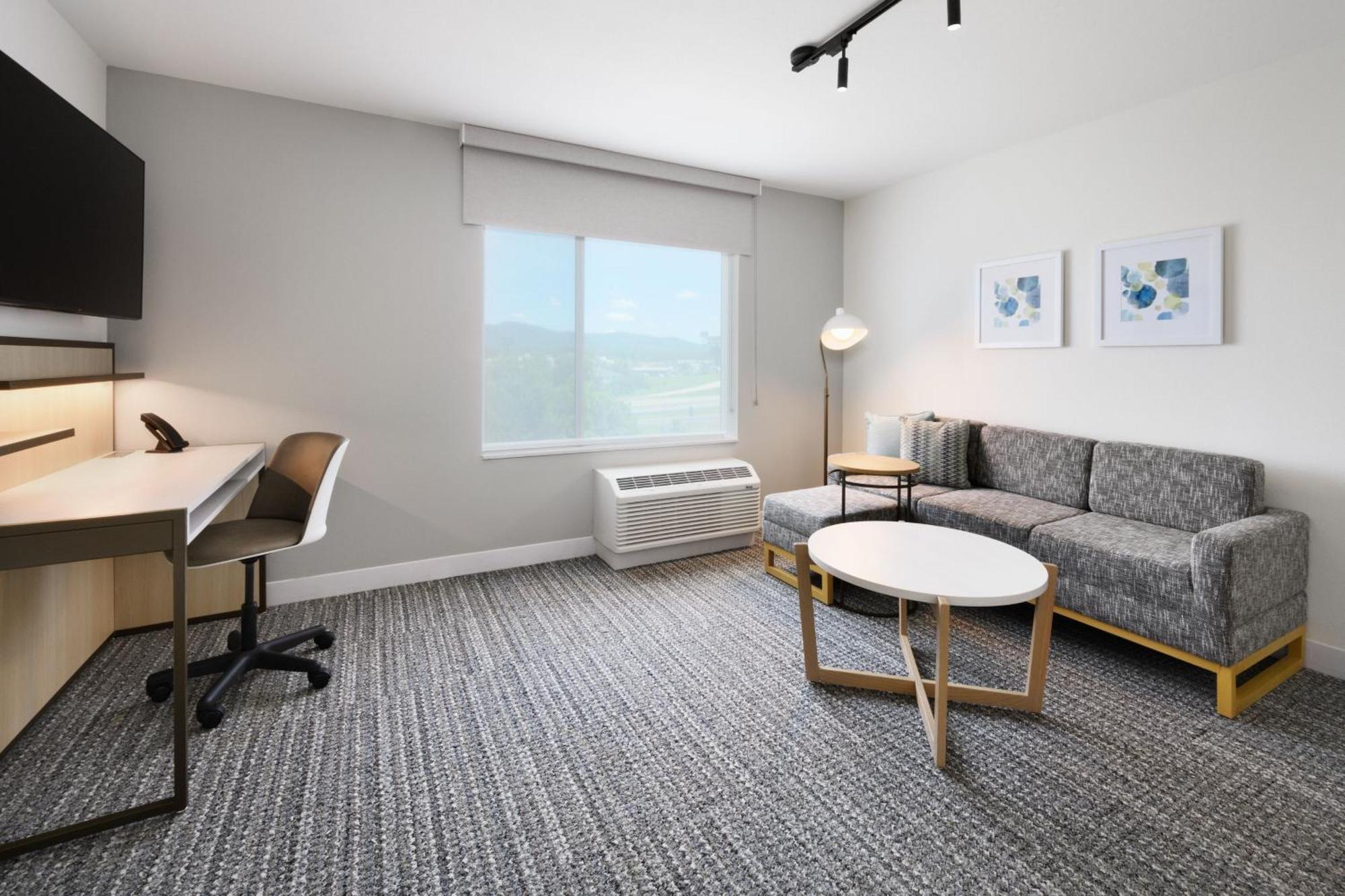 Towneplace Suites By Marriott Oxford Al Екстериор снимка