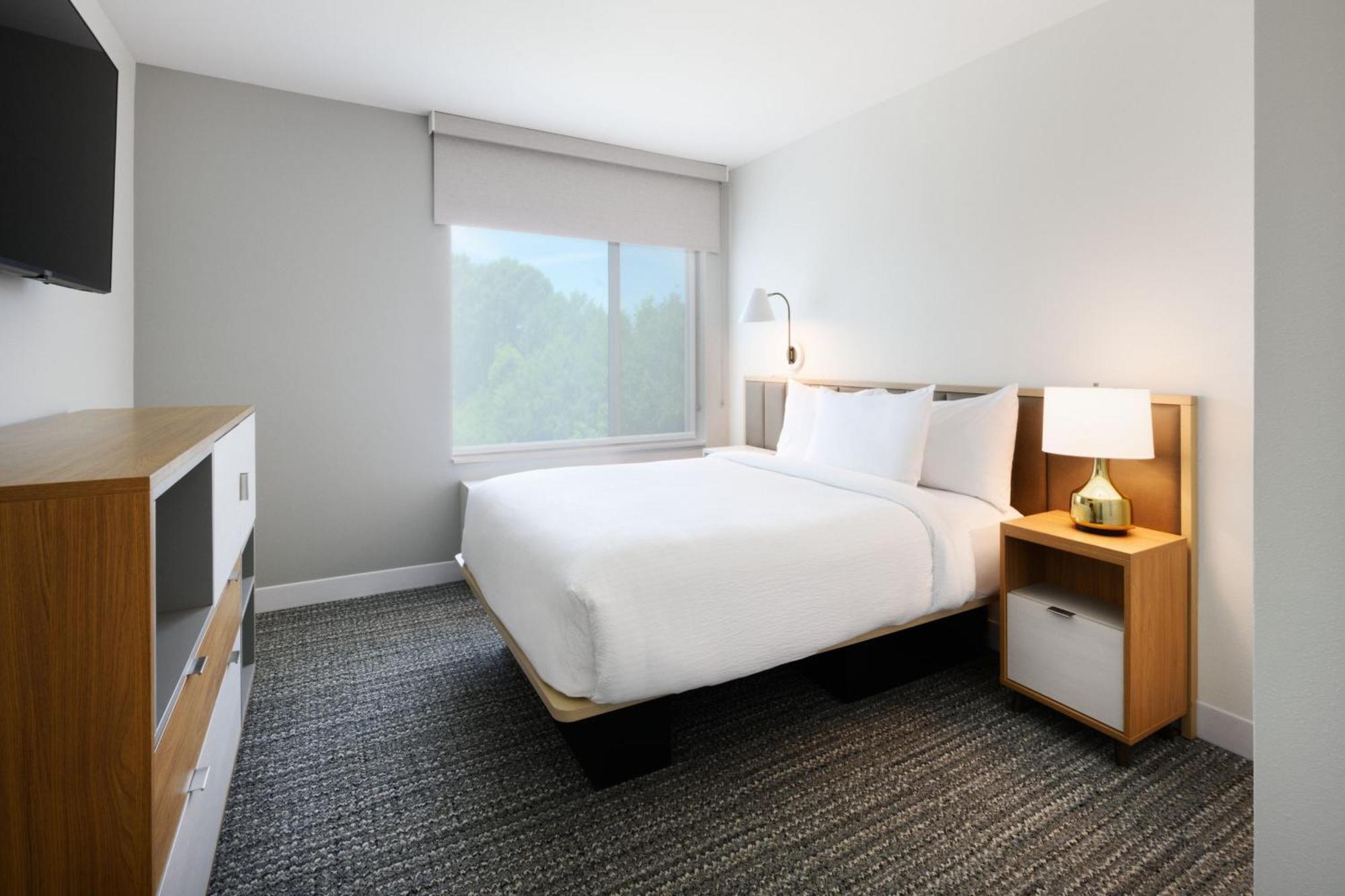 Towneplace Suites By Marriott Oxford Al Екстериор снимка